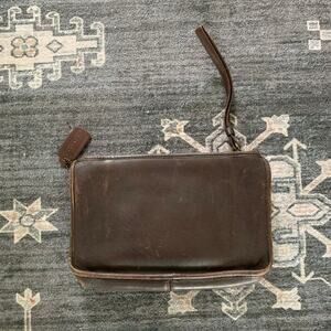 Vintage Coach Mahogany Top Zip Clutch